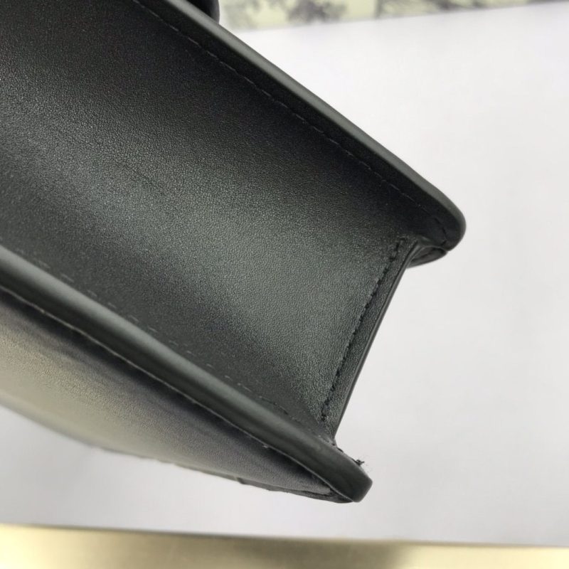 LW - Luxury Handbags DIR 089 - Image 6