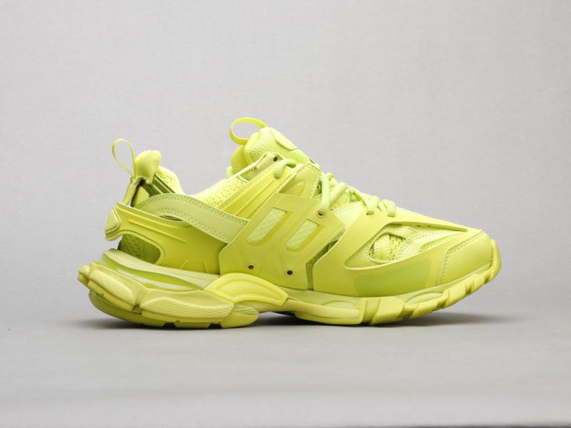 LW - Bla Track FluoresLWnt Yellow Sneaker - Image 2