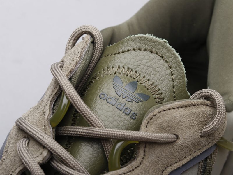 LW - ADS Ozweego - 2 Sneaker - Image 2