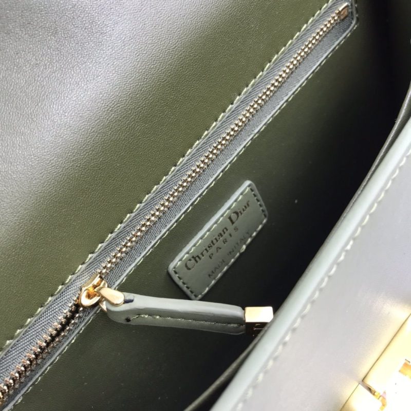 LW - Luxury Handbags DIR 088 - Image 5