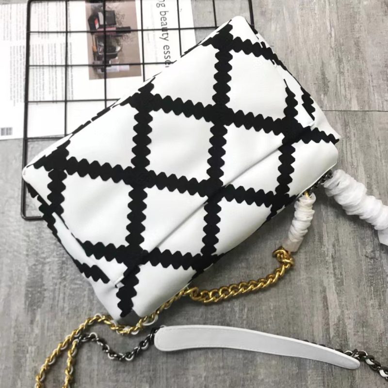 LW - Luxury Handbags CHL 230 - Image 4