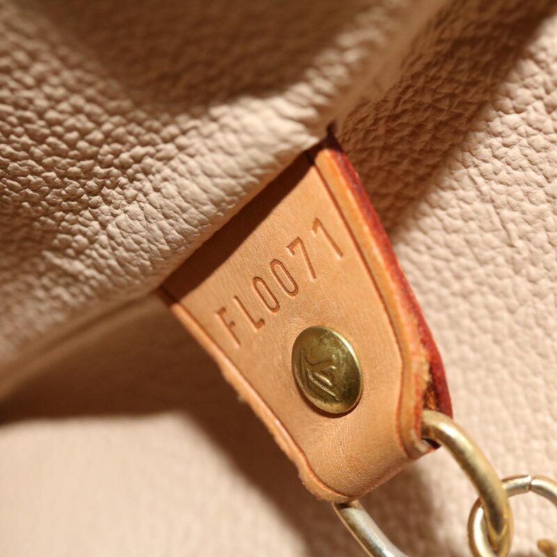 Louis Vuitton Bucket GM Shoulder Bag AWE - Image 6