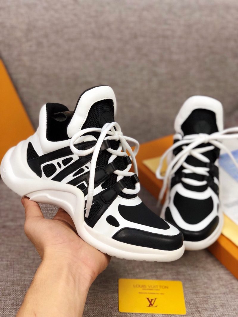 LW - LUV Archlight Black White Sneaker - Image 3