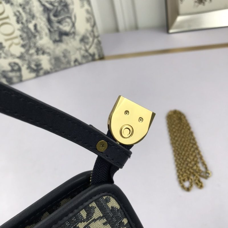 LW - Luxury Handbags DIR 103 - Image 7