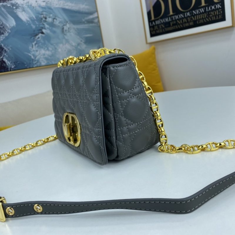 LW - Luxury Handbags DIR 071 - Image 2