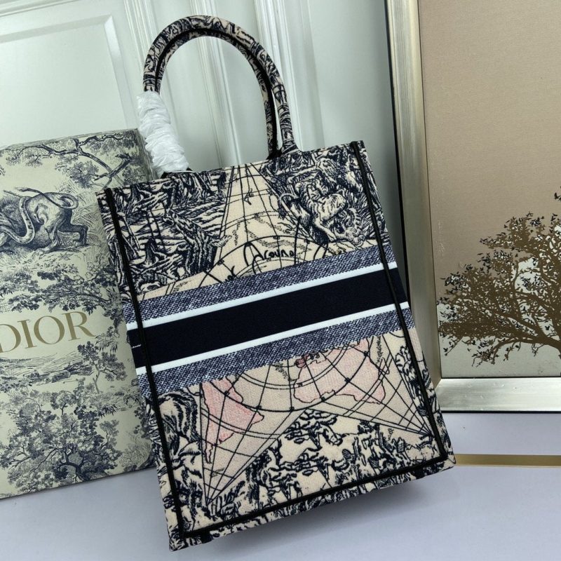LW - Luxury Handbags DIR 116 - Image 8