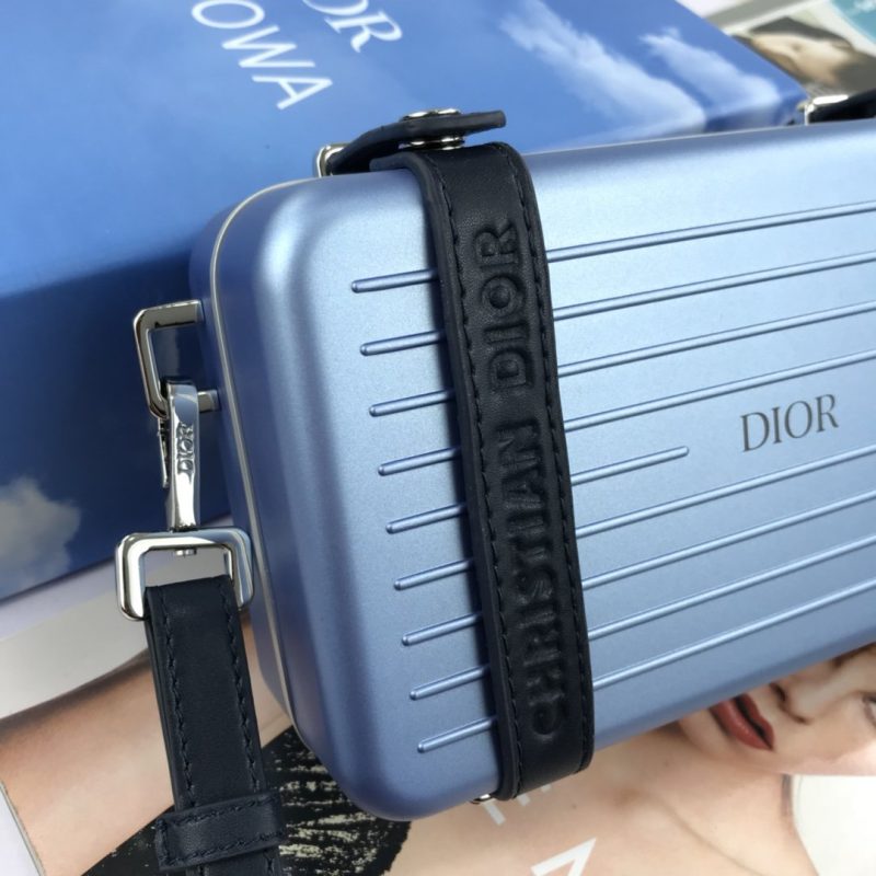LW - Luxury Handbags DIR 085 - Image 2