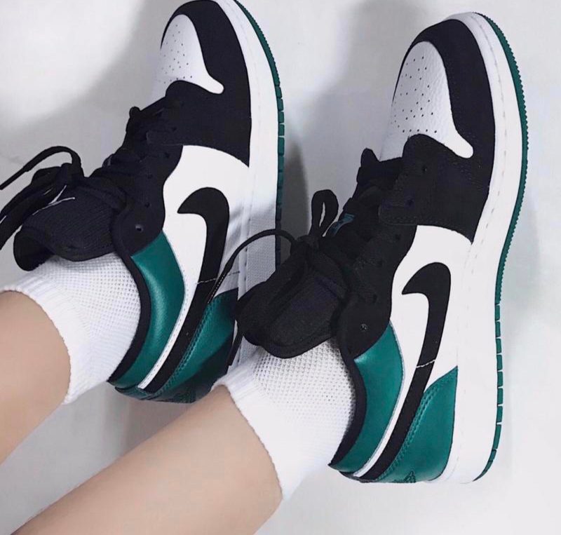 LW - AJ1 black and green toes - Image 2