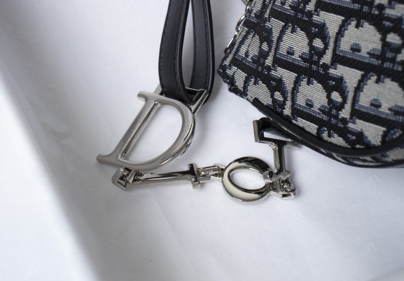 LW - Luxury Handbags DIR 111 - Image 3