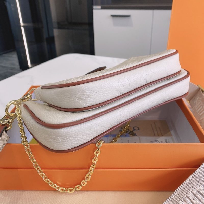 LW - Luxury Handbags LUV 062 - Image 5
