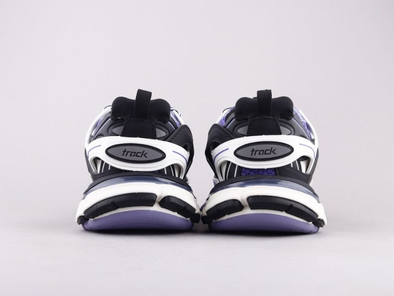 LW - Bla Track Three Generations Sneaker - Image 6