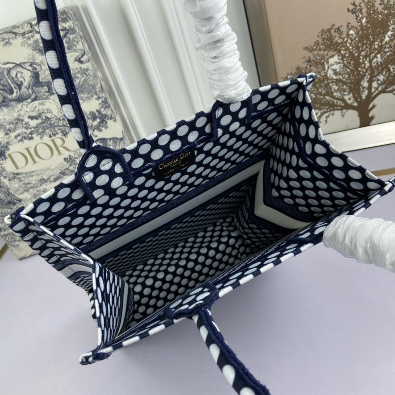 LW - Luxury Handbags DIR 115 - Image 4