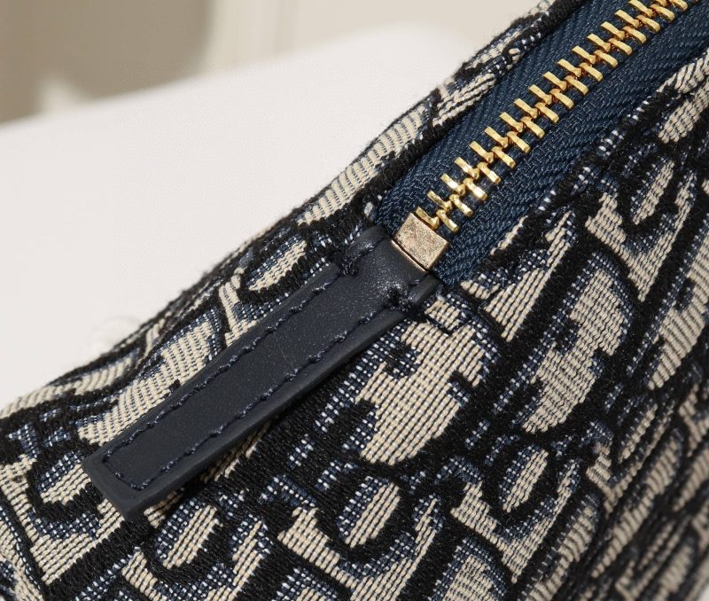 LW - Luxury Handbags DIR 123 - Image 4