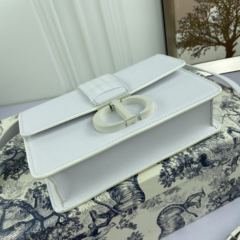 LW - Luxury Handbags DIR 094 - Image 2