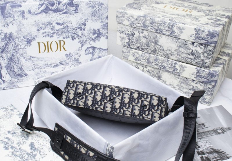 LW - Luxury Handbags DIR 102 - Image 8