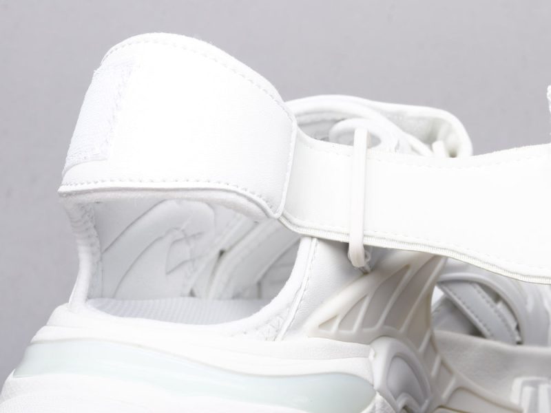 LW - Bla Track Sandals White Sneaker - Image 6