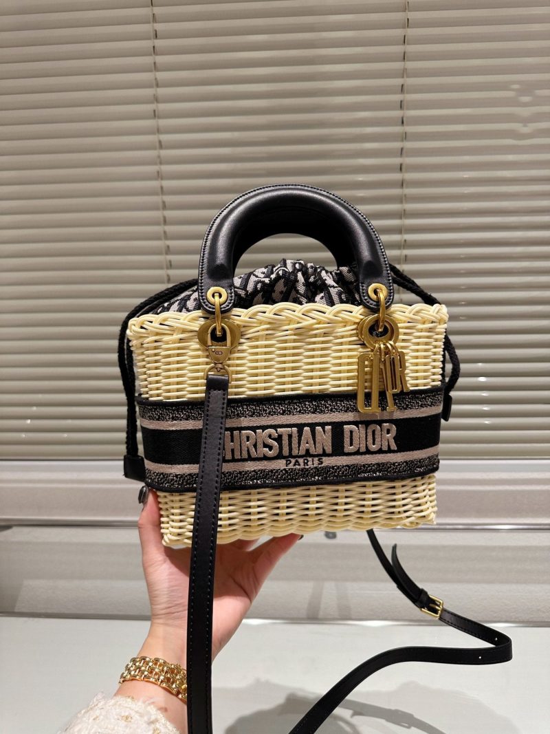 LW - Luxury DIR 374 - Image 3