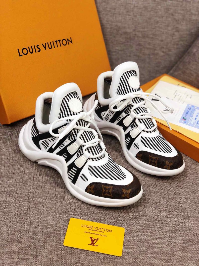 LW - LUV Archlight Black White Sneaker - Image 3
