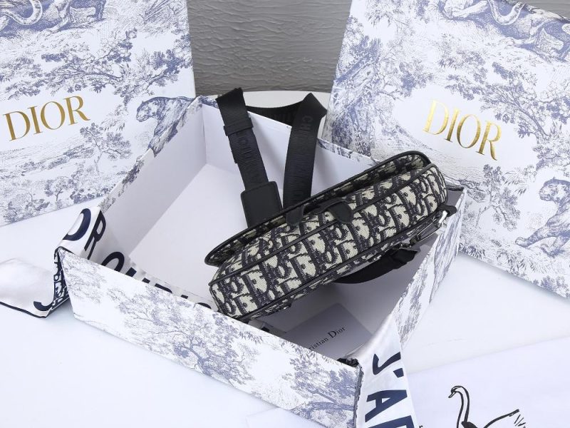 LW - Luxury Handbags DIR 100 - Image 8