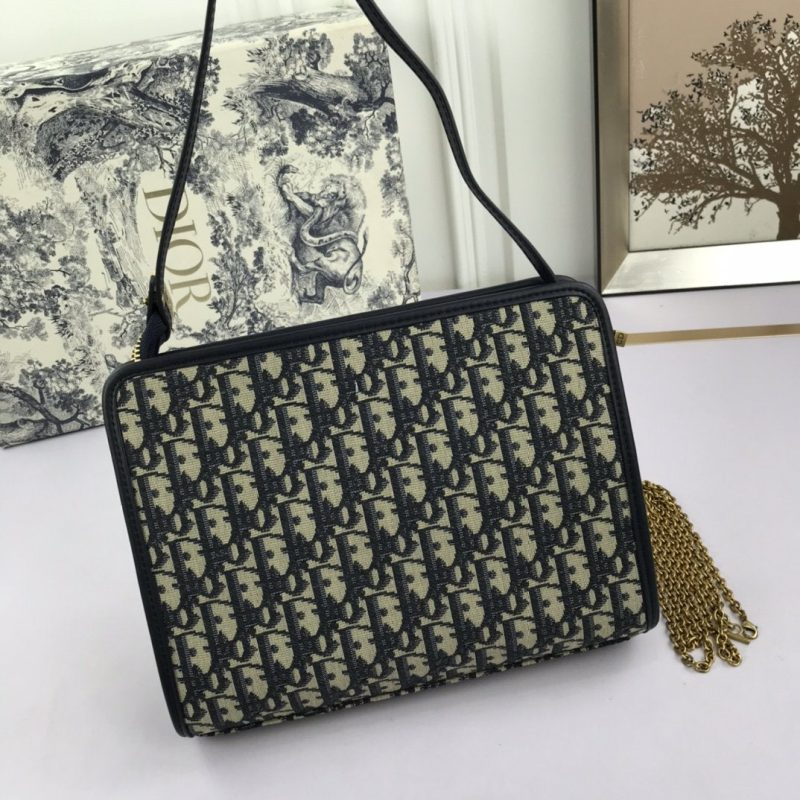 LW - Luxury Handbags DIR 103 - Image 6