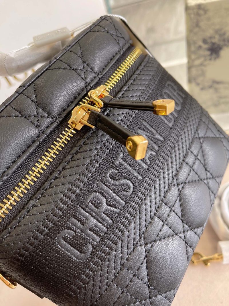 LW - Luxury Handbags DIR 215 - Image 3