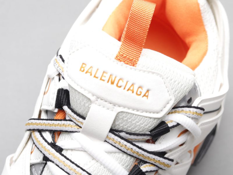 LW - Bla Track Orange White Sneaker - Image 3