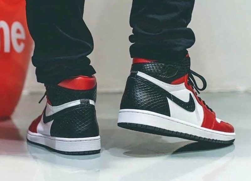 LW - AJ1 satin snake print - Image 3