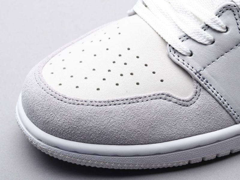 LW - AJ1 Paris limited edition little DIR - Image 4