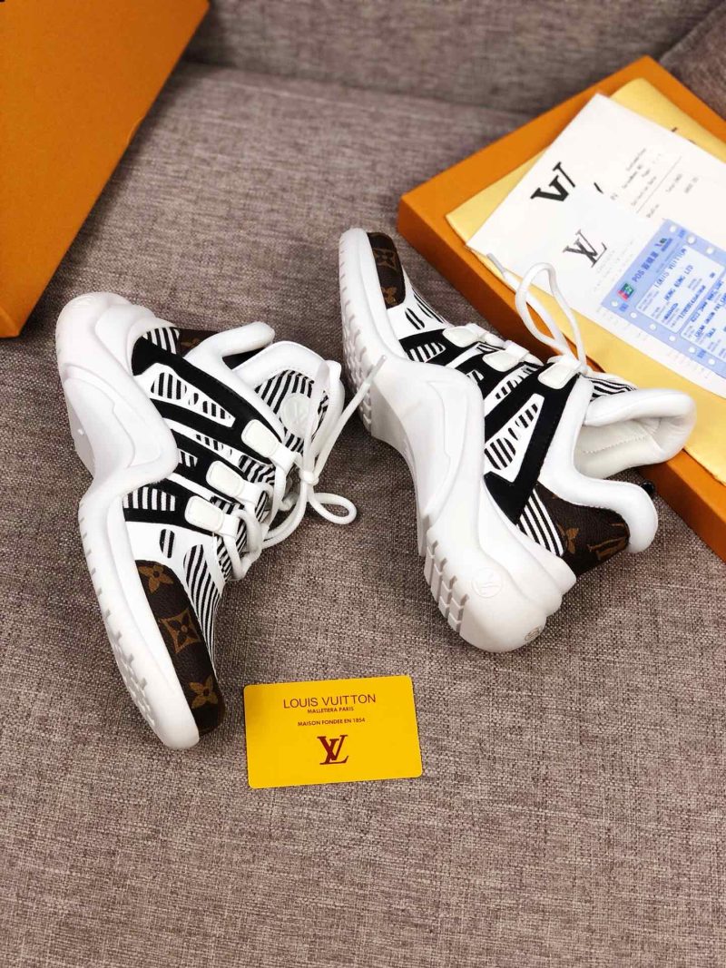 LW - LUV Archlight Black White Sneaker - Image 7
