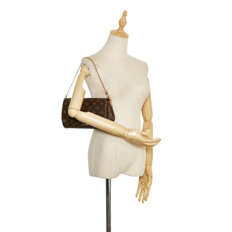 Louis Vuitton Favorite MM Monogram Canvas AWE - Image 11