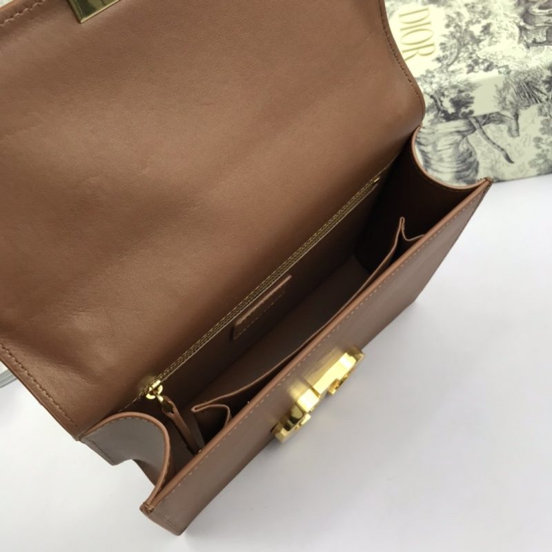 LW - Luxury Handbags DIR 087 - Image 5