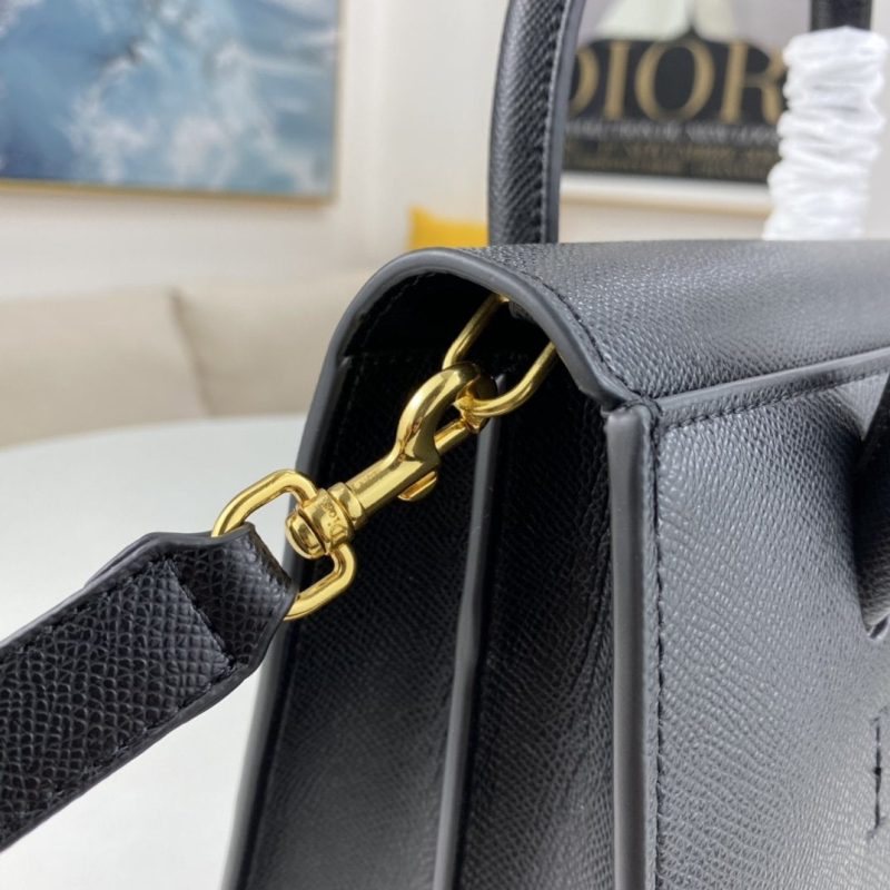 LW - Luxury Handbags DIR 079 - Image 3