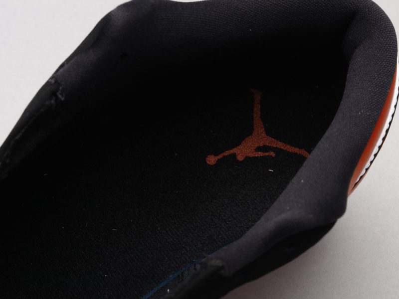 LW - AJ1 black toe - Image 9
