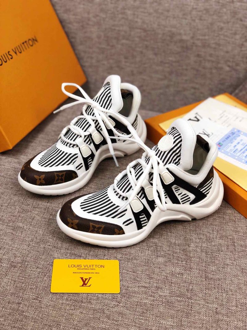 LW - LUV Archlight Black White Sneaker - Image 2