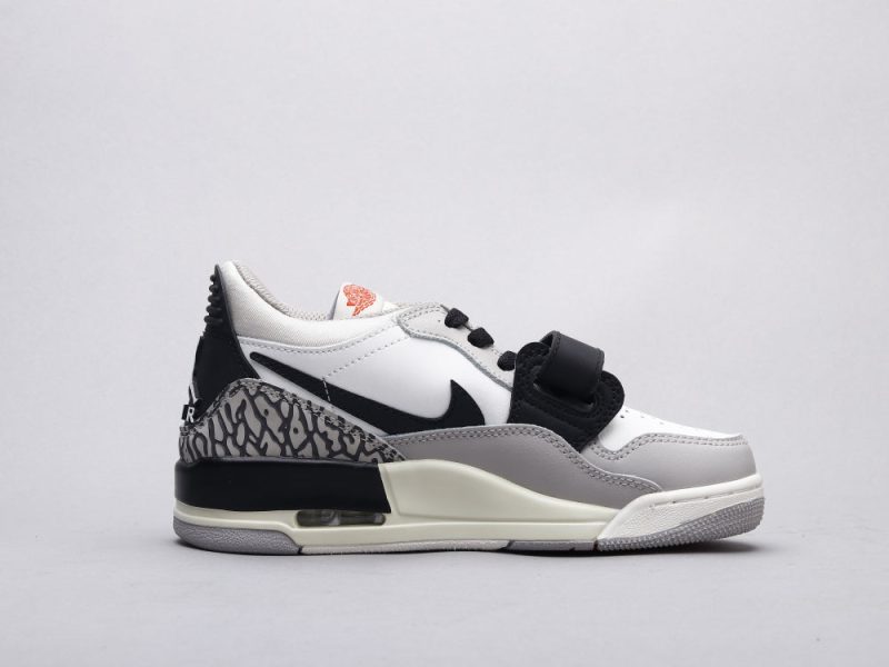 LW - AJ Black Ash Burst Crack Low Top - Image 7
