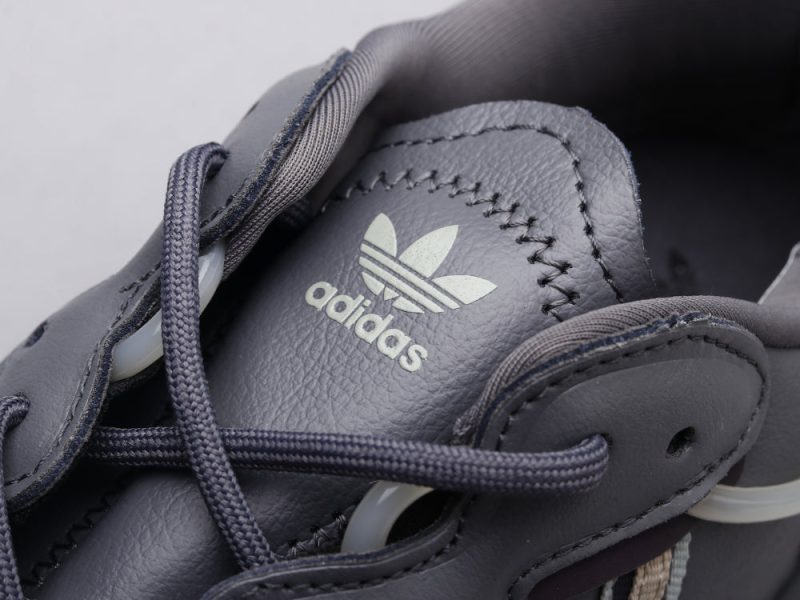 LW - ADS Ozweego - 5 Sneaker - Image 6