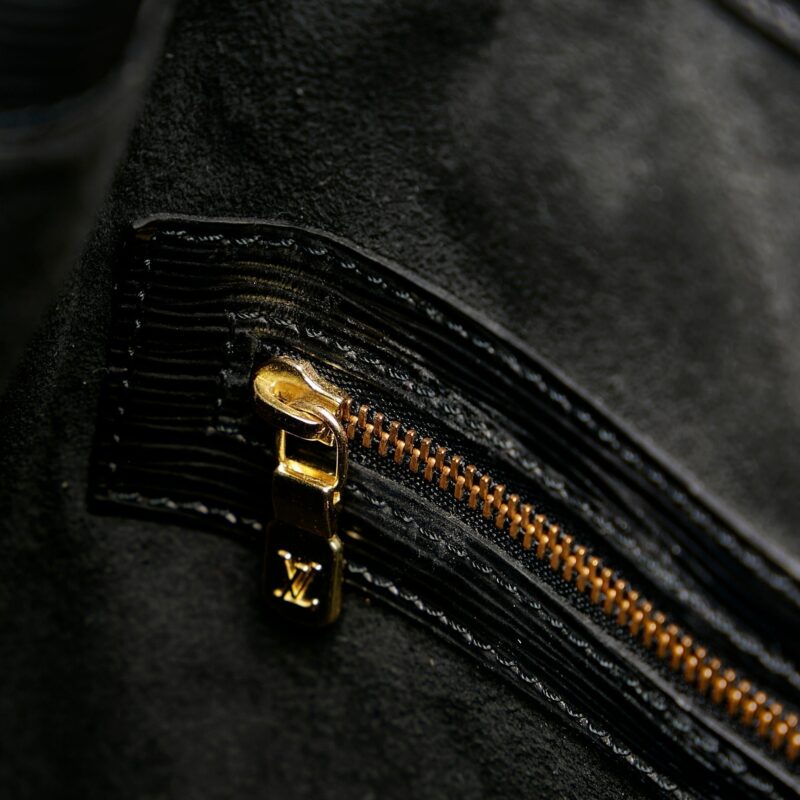 Louis Vuitton Grand Noé Bicolor Epi AWE - Image 7