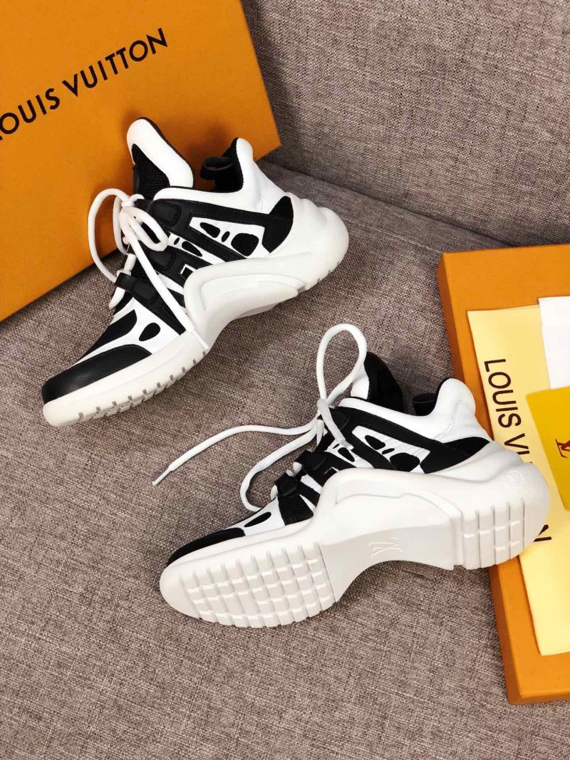 LW - LUV Archlight Black White Sneaker - Image 5