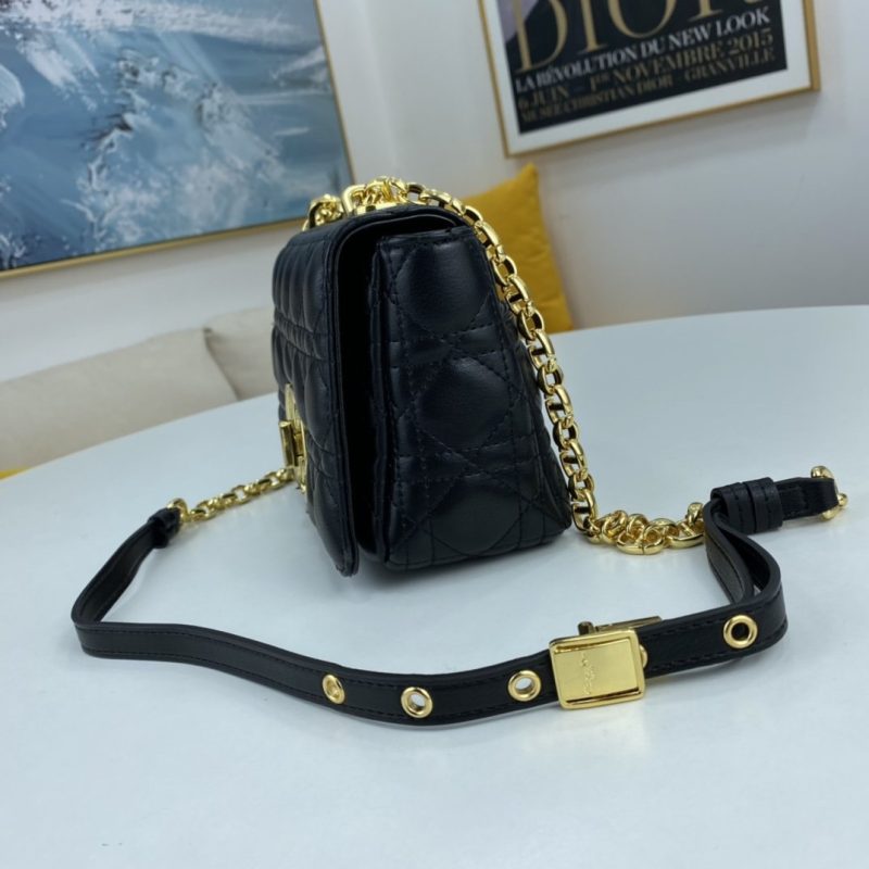 LW - Luxury Handbags DIR 067 - Image 6