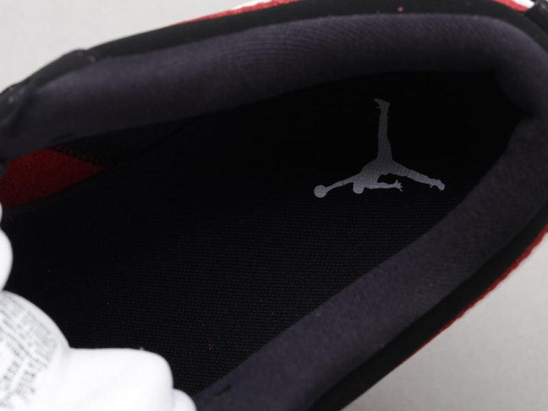 LW - AJ1 Chicago black and white red - Image 6