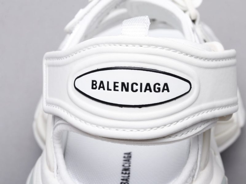 LW - Bla Track Sandals White Sneaker - Image 4