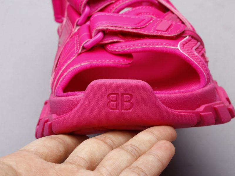 LW - Bla Track Sandals Pink Sneaker - Image 4
