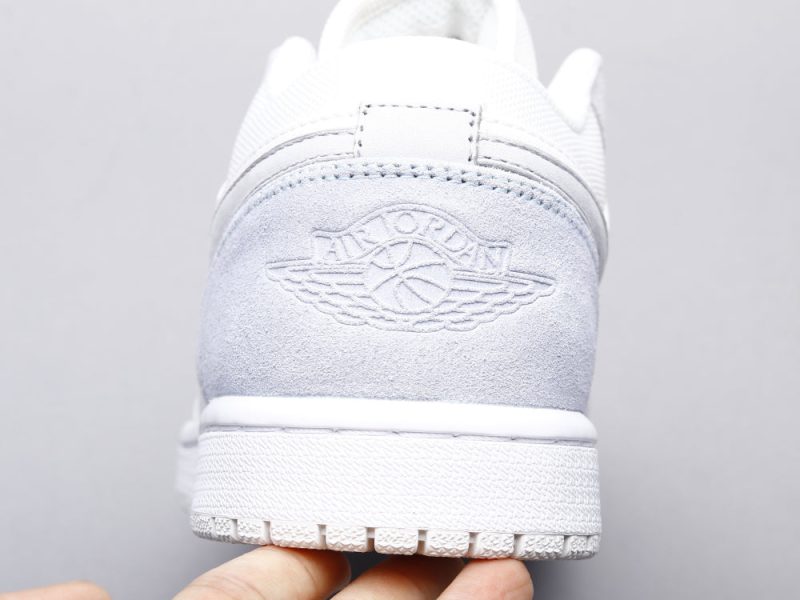 LW - AJ1 Paris limited edition little DIR - Image 3