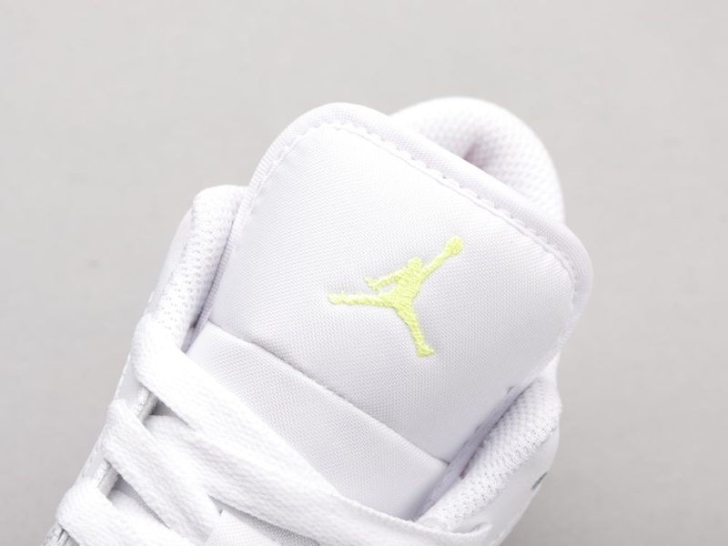 LW - AJ1 White and yellow powder candy - Image 7