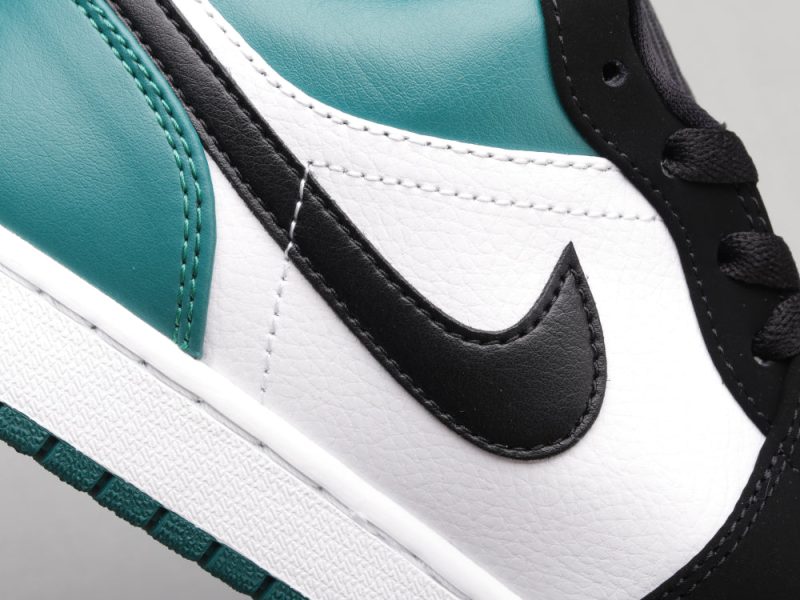 LW - AJ1 black and green toes - Image 9