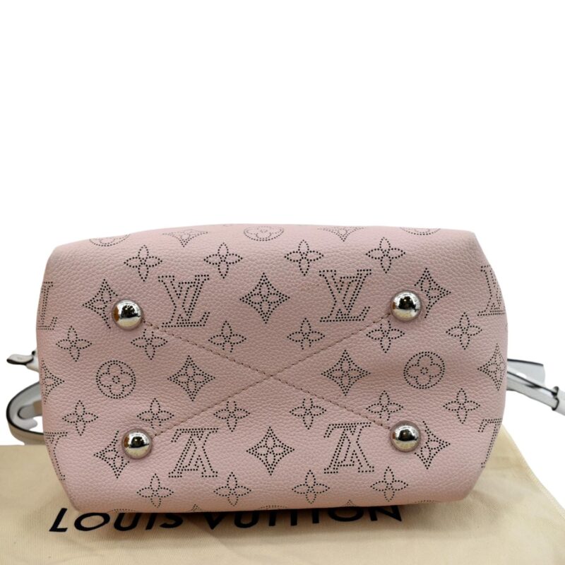 LOUIS VUITTON Bella Mahina Calf Leather Crossbody Bag Lilas AWE - Image 9
