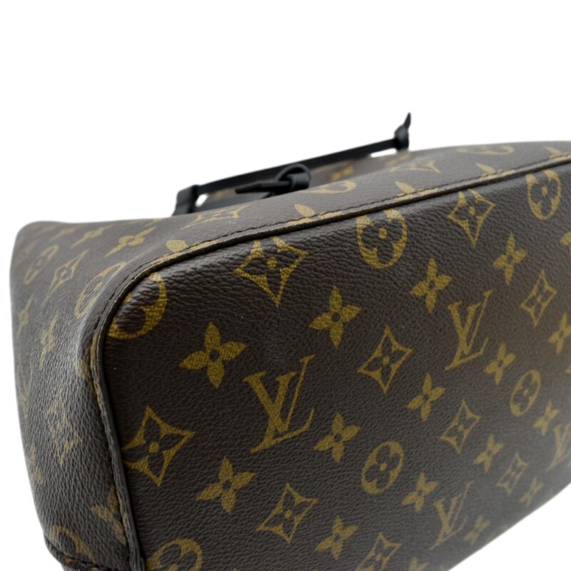 LOUIS VUITTON Neonoe Monogram Canvas Shoulder Bag Brown AWE - Image 6