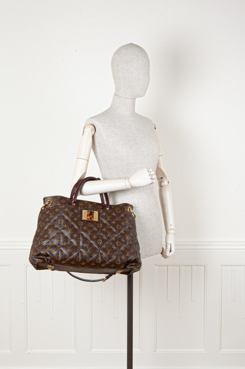 LOUIS VUITTON Etoile GM AWE