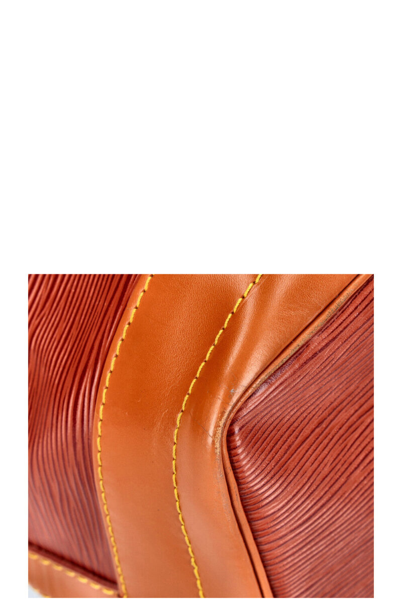 LOUIS VUITTON Grand Sac Noe Epi Cognac AWE - Image 9