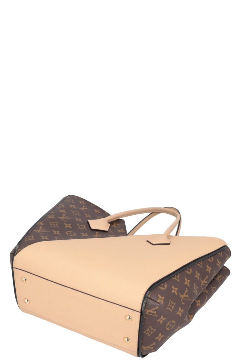 LOUIS VUITTON Kimono Bag MM AWE - Image 6
